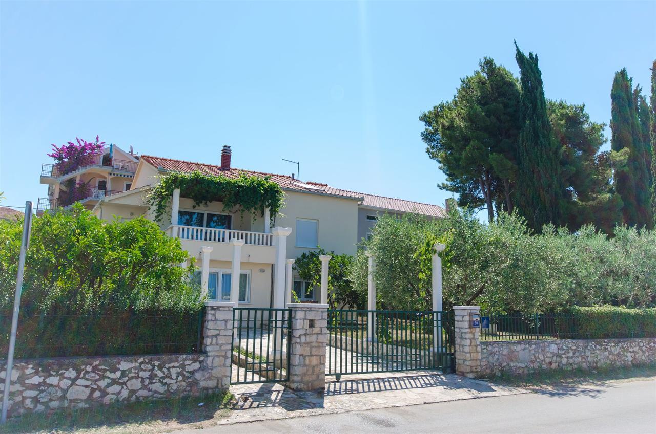 Apartments Maja Trogir Extérieur photo