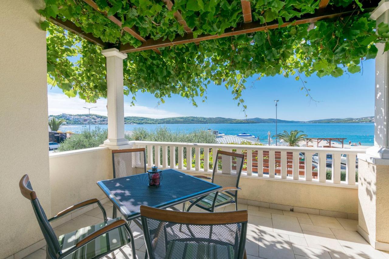 Apartments Maja Trogir Extérieur photo
