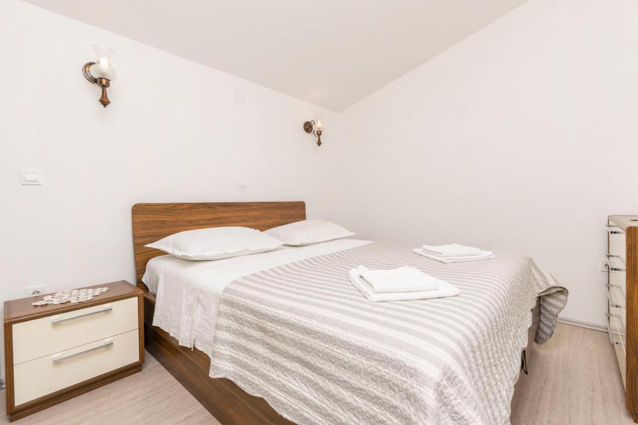Apartments Maja Trogir Extérieur photo